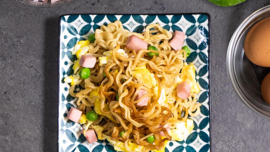 Noodles Pollo alla Cantonese